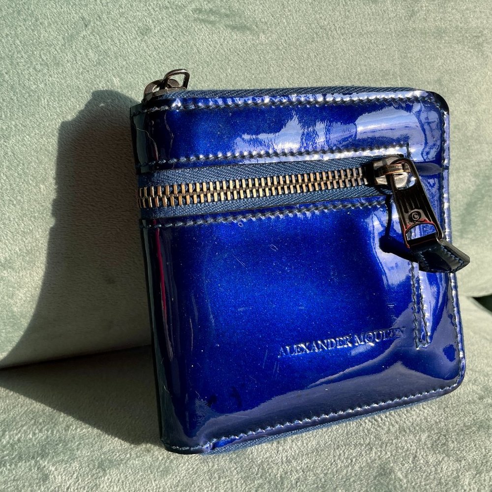 Alexander McQueen Patent Leather Wallet - Blue
